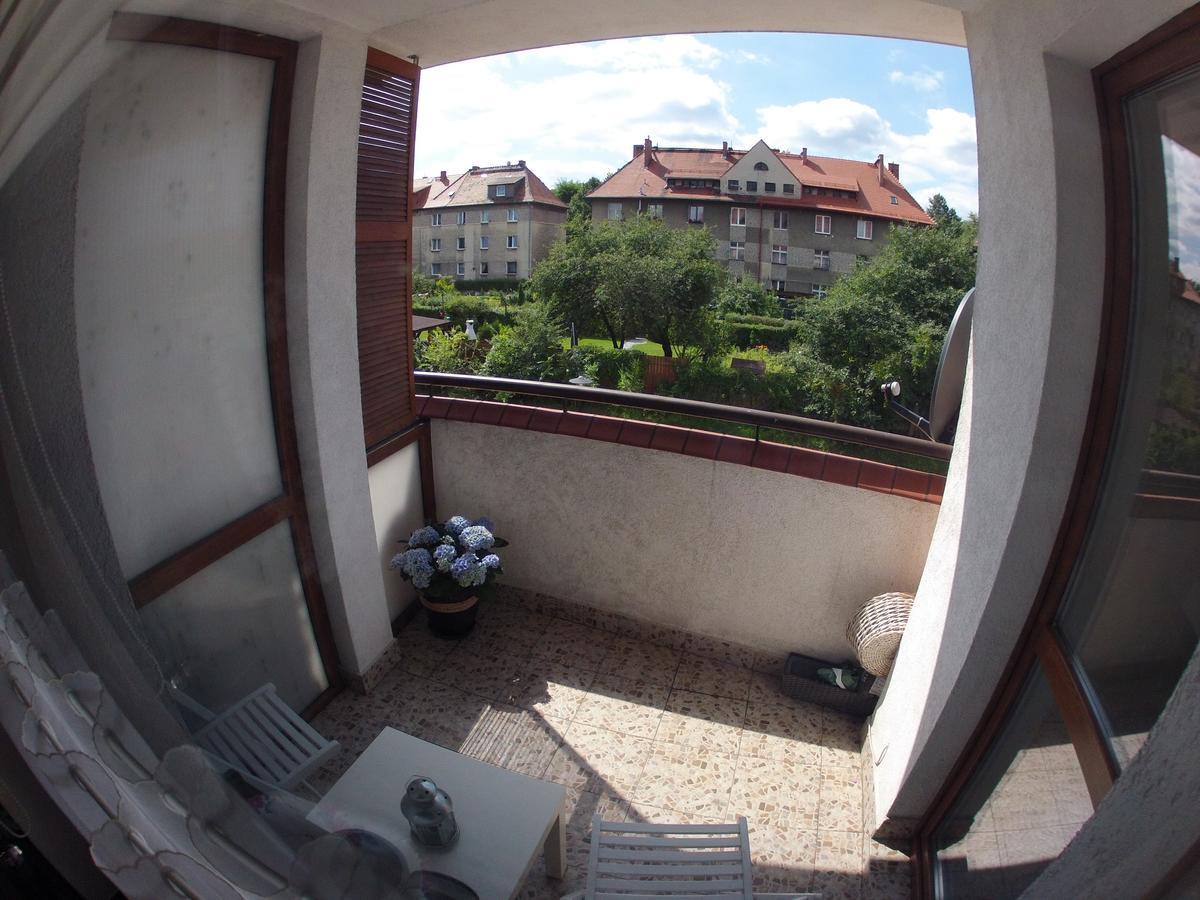 Ferienwohnung Apartament Alicja Waldenburg Exterior foto